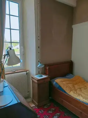 Un ou plusieurs lits dans un hébergement de l'établissement maison familiale au cœur du cotentin