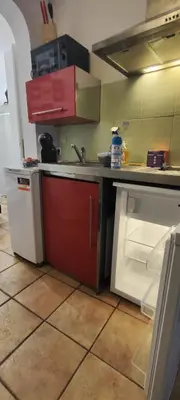 Cuisine ou kitchenette dans l'établissement Bonne pose