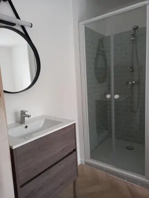Salle de bains dans l'établissement Plat Gousset