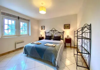 Un ou plusieurs lits dans un hébergement de l'établissement Villa Champfleury, à 50 m de la plage!