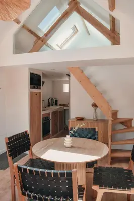 Cuisine ou kitchenette dans l'établissement La Cabane - Gîtes des Havres