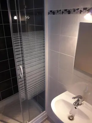 Salle de bains dans l'établissement Gite Le Verger