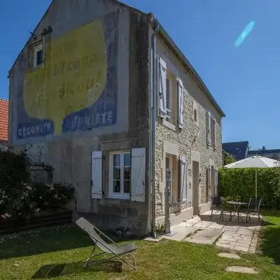 LA FERME DE LONGUES maisons spécialisées pour les familles avec jeunes enfants