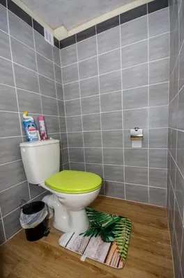 Salle de bains dans l'établissement A 1Okm des plages du débarquement, Chez Sabrina, gîte entre mer et campagne, proximité Caen, Bayeux, Arromanches, aéroport Carpiquet