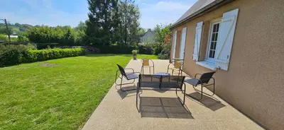 Jardin de l'établissement La Maison Bricquebetaise