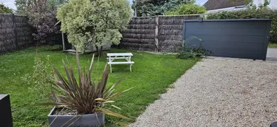 Jardin de l'établissement Baie du Mont-Saint-Michel et Côte Normande - Les Secrets du Rivage