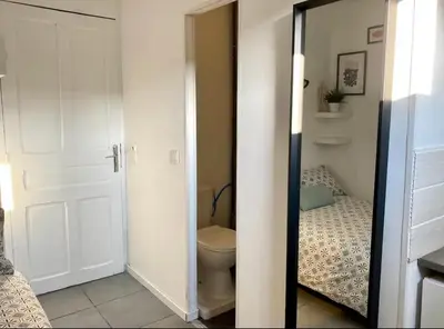 Salle de bains dans l'établissement Studio Rue Saint Jean