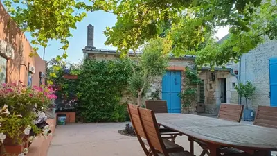 Jardin de l'établissement La Maison de 1868