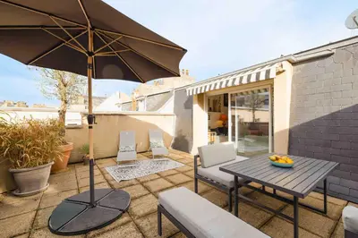 Terrasse ou espace extérieur de l'établissement Granville centre - Duplex 6 pers