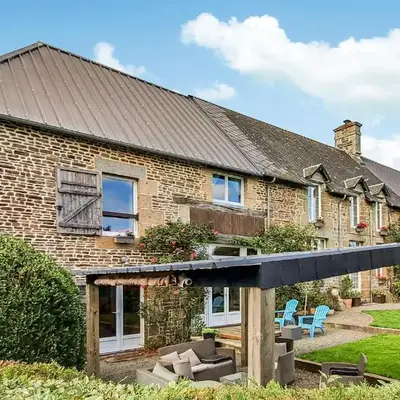Lovely Home In Les Loges-Marchis