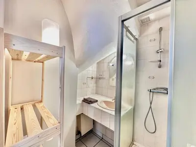 Salle de bains dans l'établissement La Casita, triplex avec jardin proche du centre