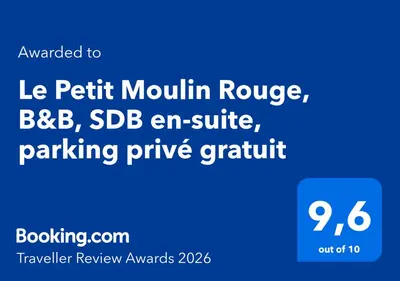 Certificat, récompense, panneau ou autre document affiché dans l'établissement Le Petit Moulin Rouge, B&B, SDB en-suite, parking privé gratuit