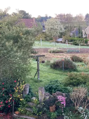 Jardin de l'établissement La route du phare