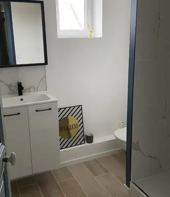 Salle de bains dans l'établissement Le Spot, appartement cosy à 1mn de la mer, Saint Aubin sur Mer