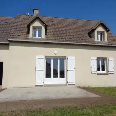 Maison avec terrain clos