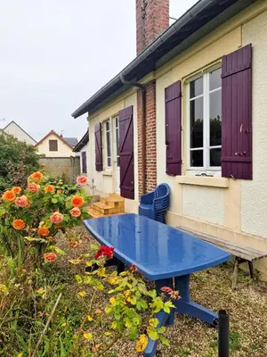 Jardin de l'établissement Lumineuse maison ancienne dans le centre Cabourg