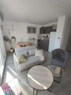 Cuisine ou kitchenette dans l'établissement Appartement récent tout confort