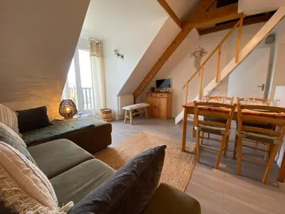 Coin salon dans l'établissement La Cabourgeaise-Proche Thalasso et Centre de Cabourg