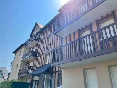 Balcon ou terrasse dans l'établissement Escale à Balbec- Proche plage et Centre ville Cabourg