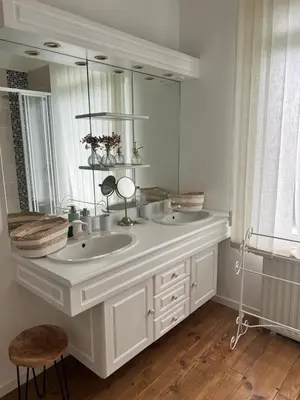 Salle de bains dans l'établissement Maison Cosy Bord de Mer