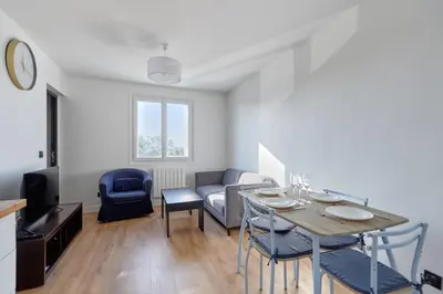 Coin salon dans l'établissement Appartement Lumière Normande - Welkeys