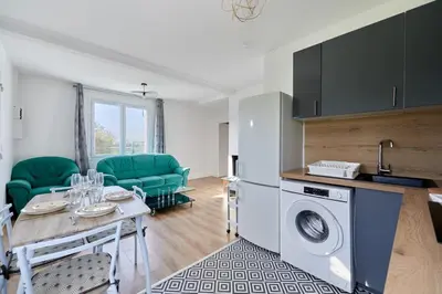 Cuisine ou kitchenette dans l'établissement Appartement Évasion Normande - Welkeys