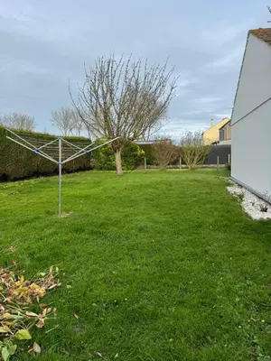 Jardin de l'établissement Le Rivage, Maison avec jardin proche de la mer