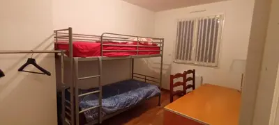 Un ou plusieurs lits superposés dans un hébergement de l'établissement Maison à saint-Laurent-sur-mer