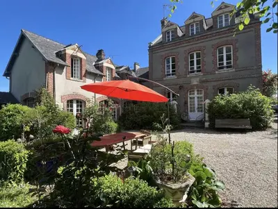 Jardin de l'établissement Le Jardin secret du Dr Papertian