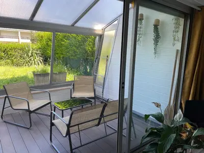 Balcon ou terrasse dans l'établissement Appartement cosy avec jardin vue et accès à 30m de la mer