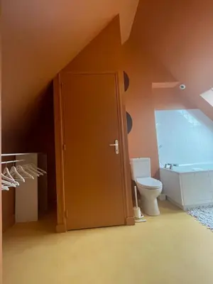 Salle de bains dans l'établissement La Lisiere Du Bois