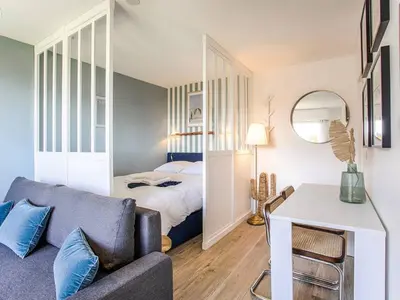 Un ou plusieurs lits dans un hébergement de l'établissement Studio à Cabourg avec balcon et vue mer, 4 personnes - FR-1-788-46