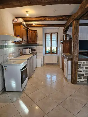 Cuisine ou kitchenette dans l'établissement gite de villée