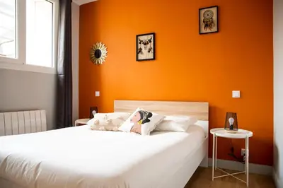 Un ou plusieurs lits dans un hébergement de l'établissement Bel appartement entre Campus 1 et Vaugueux