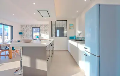 Cuisine ou kitchenette dans l'établissement Lovely Home In Saint-Germain-Sur-Ay