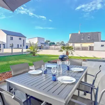 Lovely Home In Saint-Germain-Sur-Ay