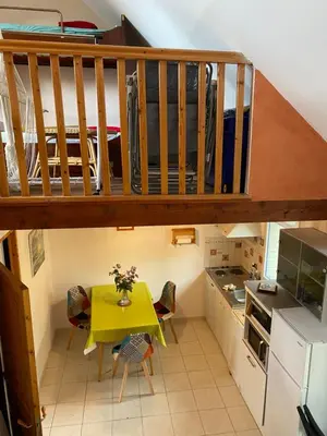 Cuisine ou kitchenette dans l'établissement l'ESCALE