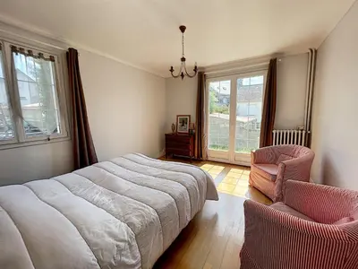 Coin salon dans l'établissement Maison avec jardin près de la mer - FR-1-361-560