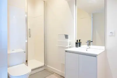 Salle de bains dans l'établissement Petit appartement pour 2 à 3 personnes