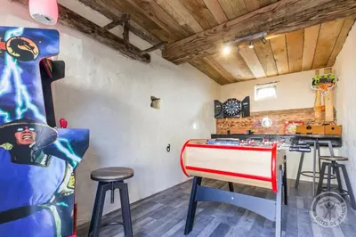 Cuisine ou kitchenette dans l'établissement Le refuge de l hortensia gite