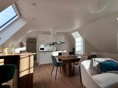 Cuisine ou kitchenette dans l'établissement Logis du Prieuré by Melrose