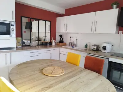Cuisine ou kitchenette dans l'établissement Comme à la maison