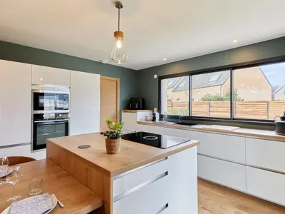 Cuisine ou kitchenette dans l'établissement Holiday Home L'Aventure Gouvillaise by Interhome