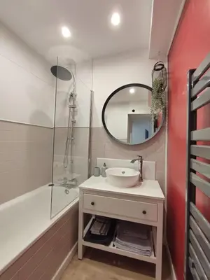 Salle de bains dans l'établissement Marine 2