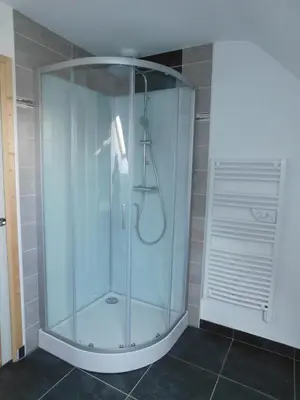 Salle de bains dans l'établissement Gite dans la Baie du Mont Saint Michel