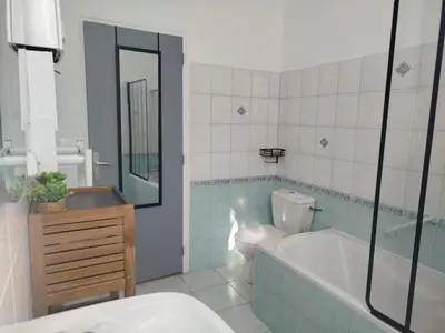 Salle de bains dans l'établissement Au refuge de la baie