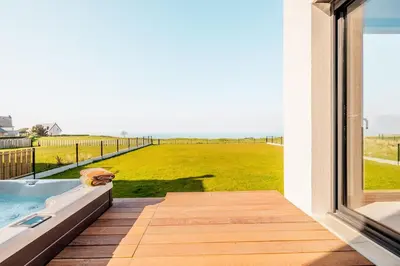 Piscine de l'établissement Villa Bellevue ou située à proximité