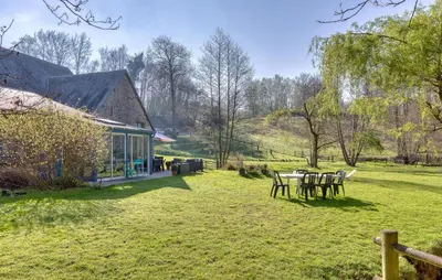 Jardin de l'établissement 5 Bedroom Awesome Home In Villedieu-Les-Poêles