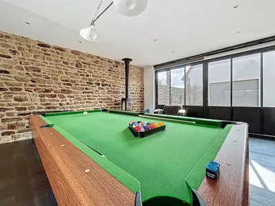 Billard dans l'établissement Bienvenue au Gîte Cassa