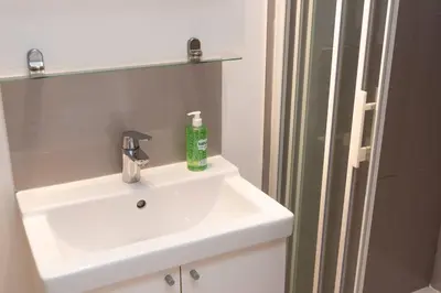 Salle de bains dans l'établissement Charmant studio en plein coeur du centre-ville